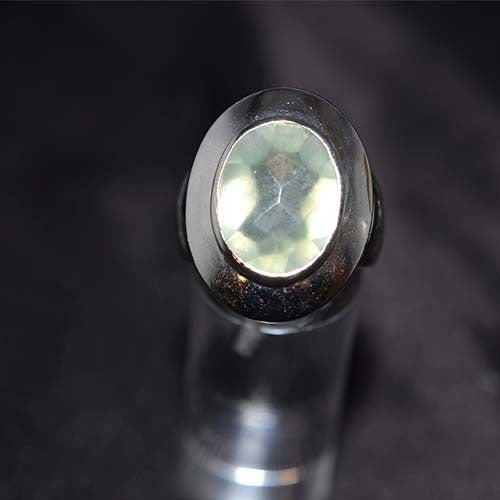 925 Sterling Silver Light Green Round Bezel Ring