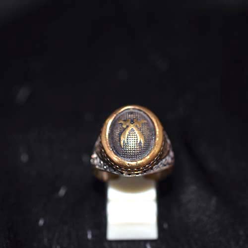 925 Sterling Silver Two-Tone Crossed Scimitars Ring with Circle Pattern Band