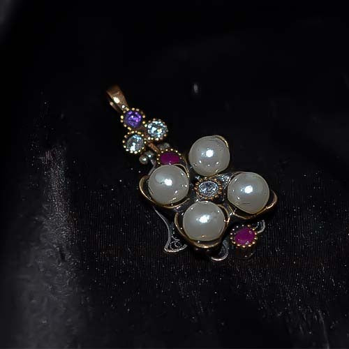 6 Carat Gold Plated Pearl and Ruby Floral Pendant
