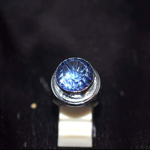 925 Sterling Silver Round Iolite Triple Shank Ring