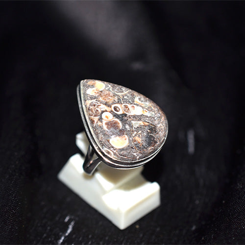 925 Sterling Silver Teardrop Fossil Agate Ring