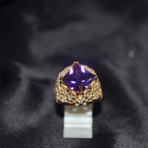 6 Carat Gold Plated Amethyst Ornate Square Ring