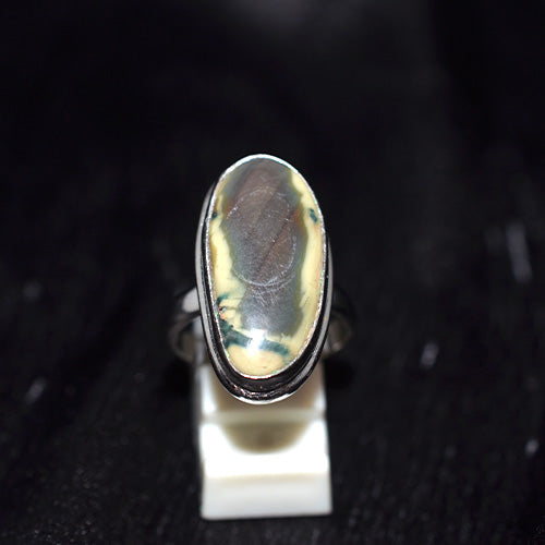 925 Sterling Silver Oval Striped Jasper Ring