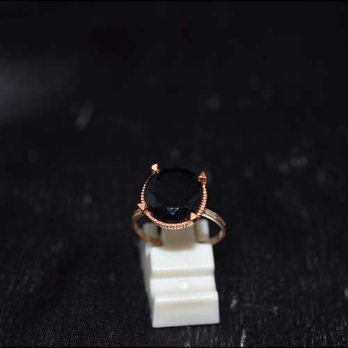 6 Carat Gold Plated Black Onyx Solitaire Ring