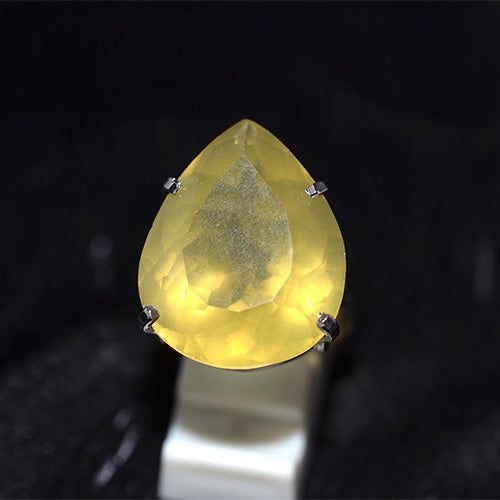 925 Sterling Silver Pear Cut Lemon Quartz Prong Set Ring