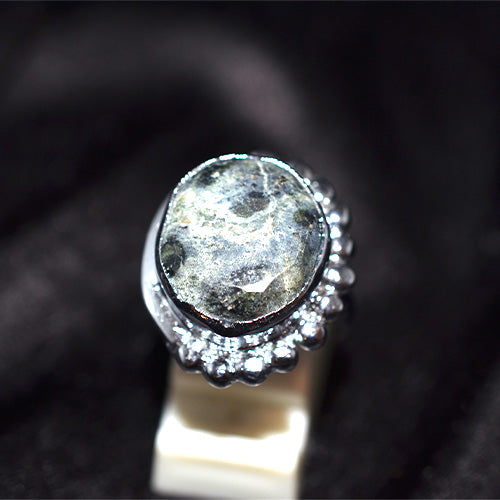 925 Sterling Silver Oval Labradorite Turkish Ring