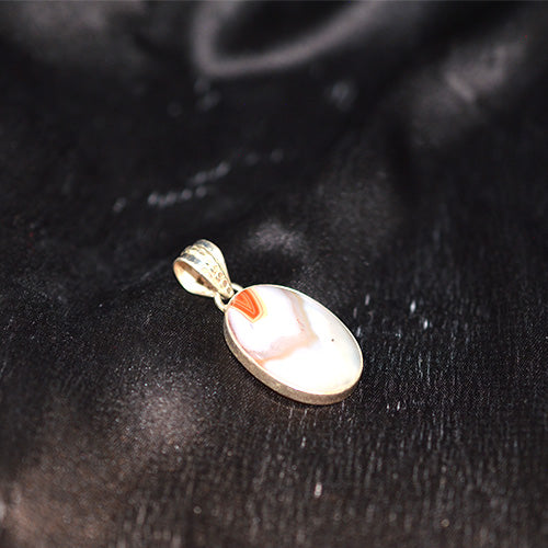 925 Sterling Silver Oval Banded Carnelian Agate Pendant
