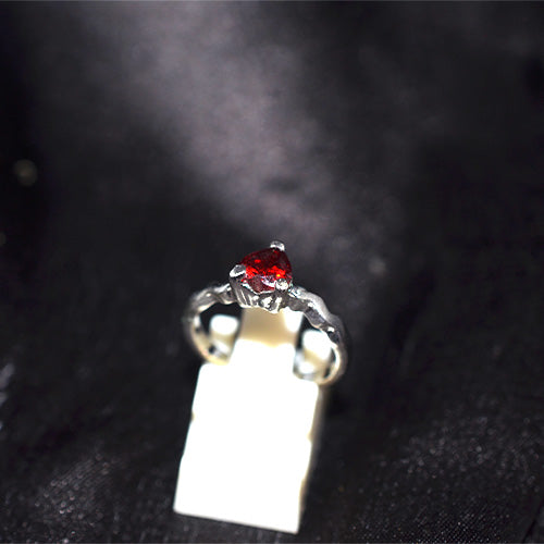 925 Sterling Silver Turkish Red Garnet Heart Ring