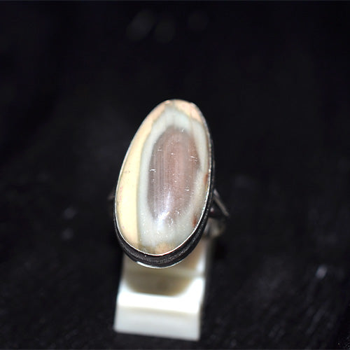 925 Sterling Silver Banded Agate Oval Ring