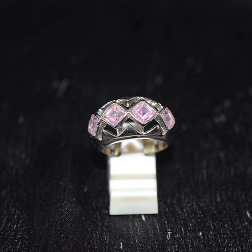 925 Sterling Silver Pink Cubic Zirconia Chevron Pattern Ring