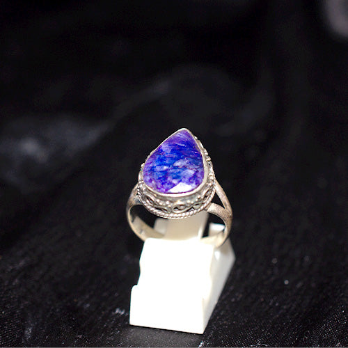 925 Sterling Silver Turkish Teardrop Tanzanite Ring