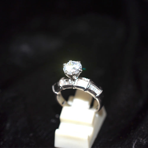 925 Sterling Silver Classic Cubic Zirconia Solitaire Ring