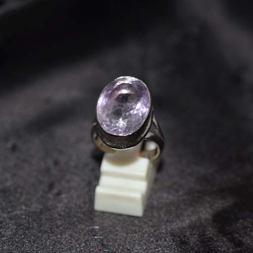 925 Sterling Silver Lavender Quartz Classic Oval Ring