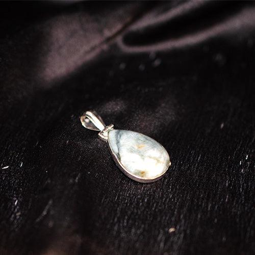 925 Sterling Silver Teardrop Grey Moonstone Pendant