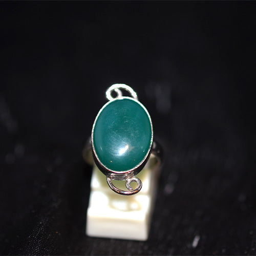 925 Sterling Silver Green Onyx East-West Oval Ring with Scroll Accents