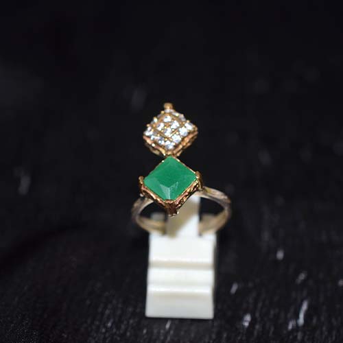 6 Carat Gold Plated Green Square Duo Motif Ring