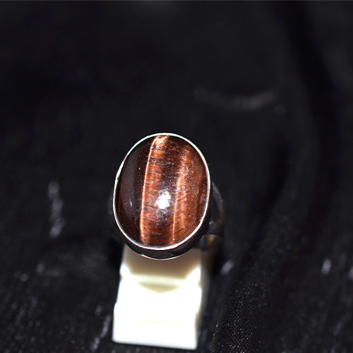 925 Sterling Silver Chatoyant Tiger's Eye Oval Ring