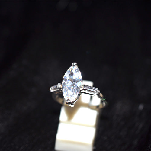 925 Sterling Silver White CZ Marquise Solitaire Ring