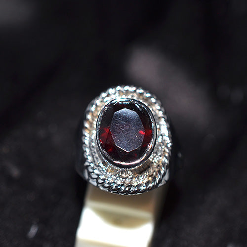 925 Sterling Silver Oval Garnet Turkish Ring with Double Rope Bezel
