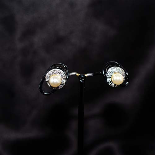 925 Sterling Silver Pearl and Crystal Halo Stud Earrings