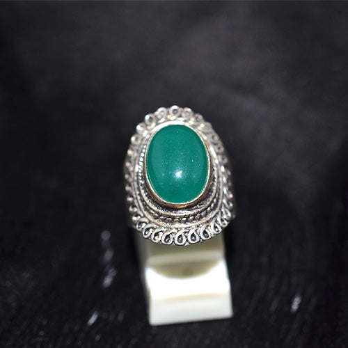 925 Sterling Silver Green Onyx Ring with Intricate Scrollwork Setting