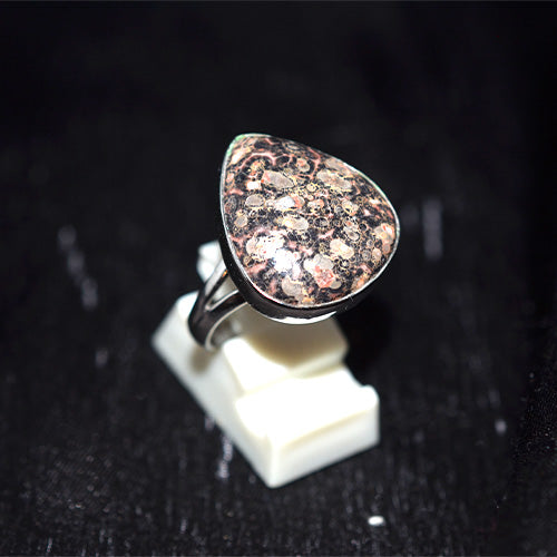 925 Sterling Silver Teardrop Fossil Coral Pattern Ring