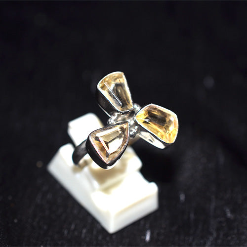 925 Sterling Silver Citrine Three Stone Pinwheel Ring