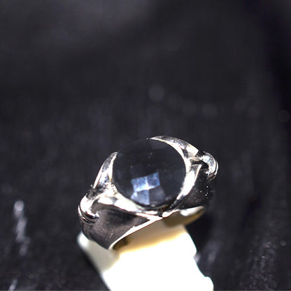 925 Sterling Silver Round Black Onyx Grooved Shoulder Ring