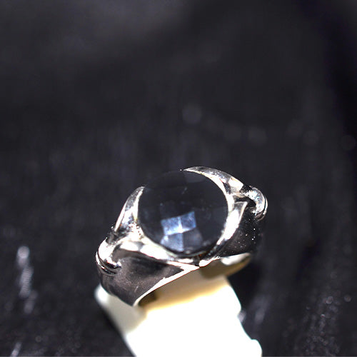 925 Sterling Silver Round Black Onyx Grooved Shoulder Ring