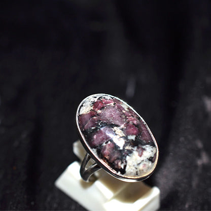 925 Sterling Silver Eudialyte Oval Ring