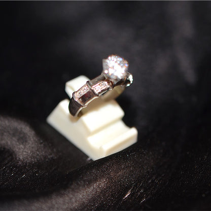 925 Sterling Silver Cubic Zirconia Bamboo Inspired Solitaire Ring