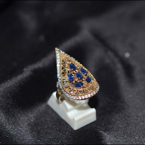6 Carat Gold Plated Blue Sapphire Filigree Teardrop Ring