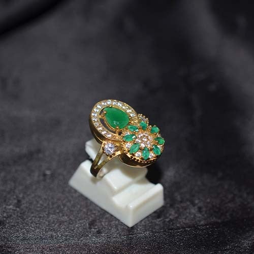 6 Carat Gold Plated Green Onyx Dual Motif Ring