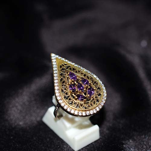 6 Carat Gold Plated Amethyst Filigree Teardrop Ring