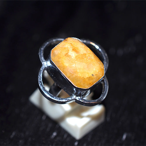 925 Sterling Silver Raw Citrine Ring with Clover Motif Setting