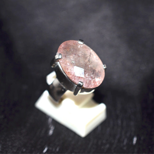925 Sterling Silver Oval Strawberry Quartz Ring with Prong Setting