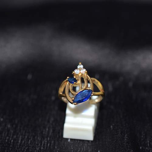 6 Carat Gold Plated Blue Sapphire Wave Design Ring