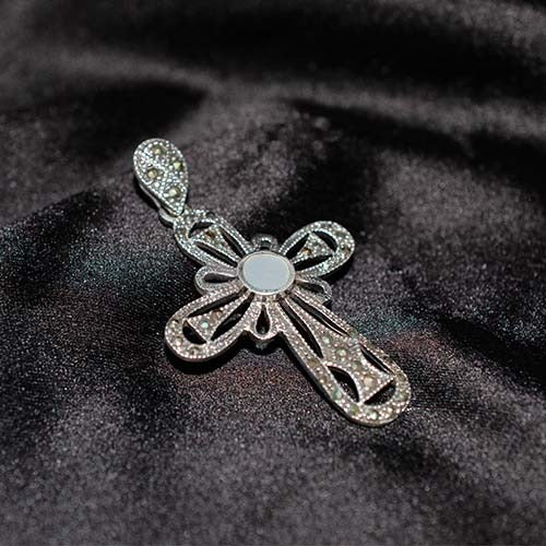 925 Sterling Silver White Crystal Filigree Cross Pendant