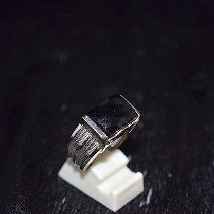 925 Sterling Silver Black Onyx Rectangle Ring with Wide Grooved Band