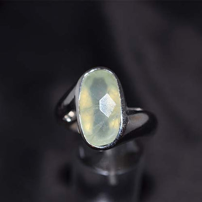 925 Sterling Silver Light Green Oval Solitaire Ring