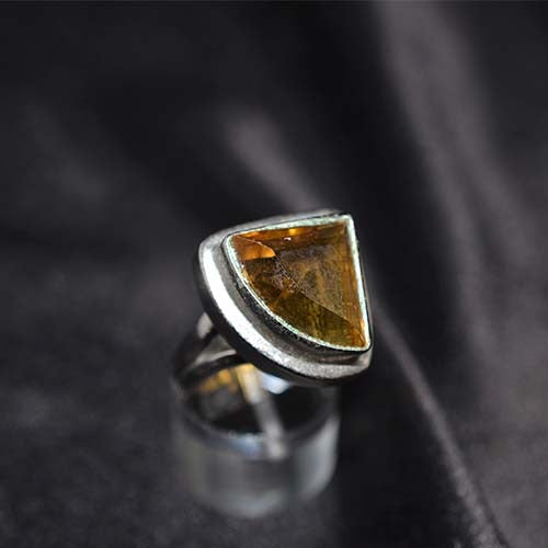 925 Sterling Silver Citrine Shield Cut Ring