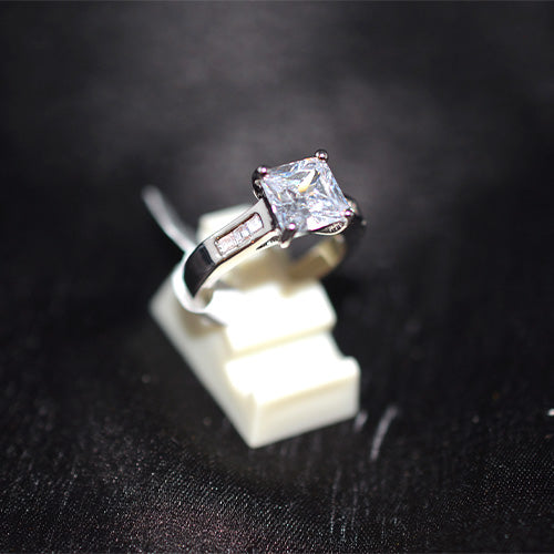 925 Sterling Silver Princess Cut Cubic Zirconia Baguette Ring