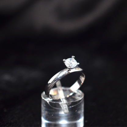 925 Sterling Silver Classic Solitaire Cubic Zirconia Ring