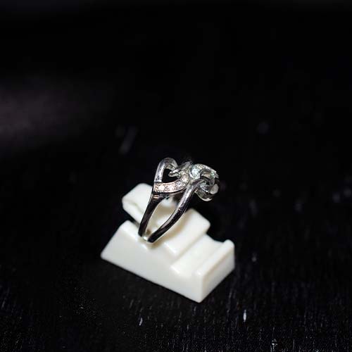 925 Sterling Silver Intertwined Cubic Zirconia Band Ring