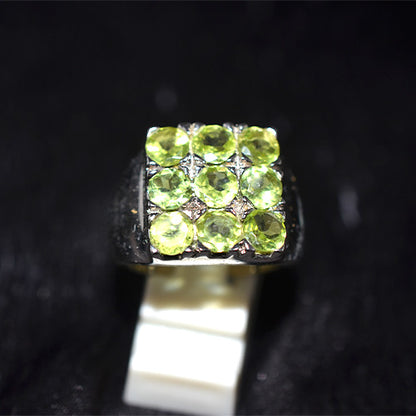 925 Sterling Silver Peridot Nine Stone Grid Signet Ring