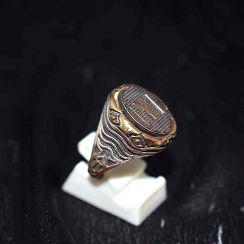 925 Sterling Silver Two-Tone Kayi Tribe IYI Motif Signet Ring