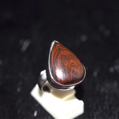 925 Sterling Silver Wavy Tiger Iron Teardrop Ring