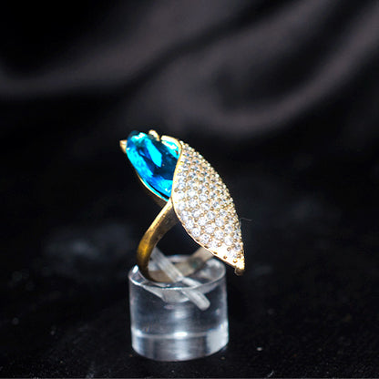 6 Carat Gold Plated Blue Marquise Leaf Design Ring