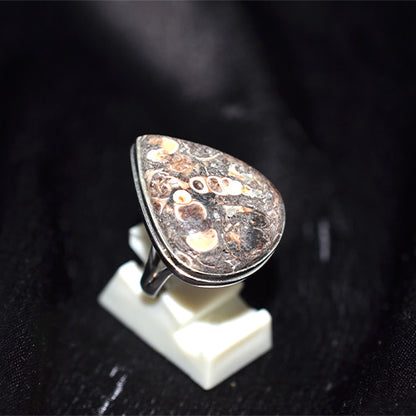 925 Sterling Silver Teardrop Fossil Agate Ring
