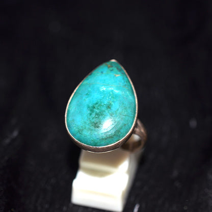 925 Sterling Silver Bold Turquoise Teardrop Ring